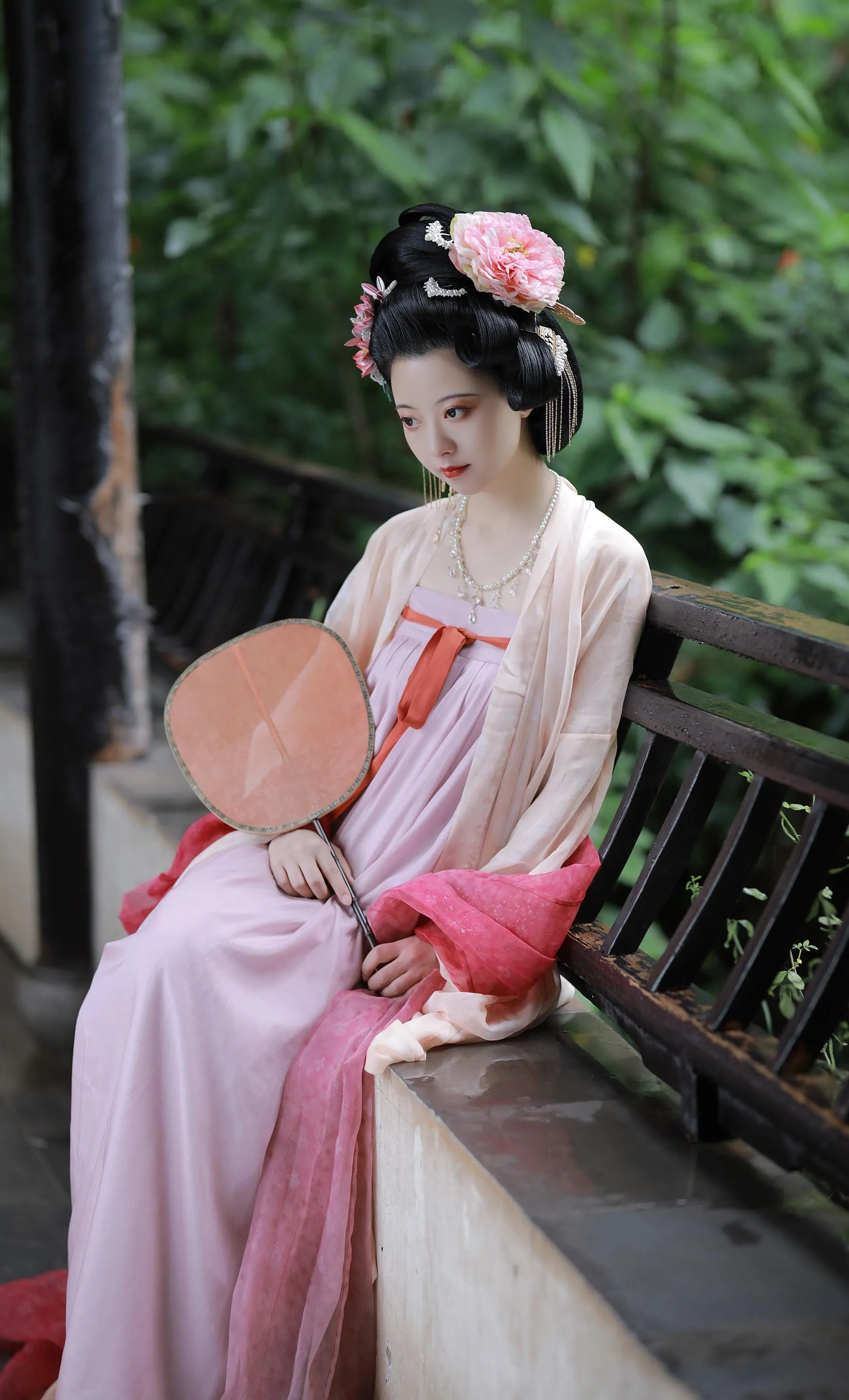 [YITUYU艺图语]2022.09.23 风月偏爱宴旧人 YunFleur [36P]插图9